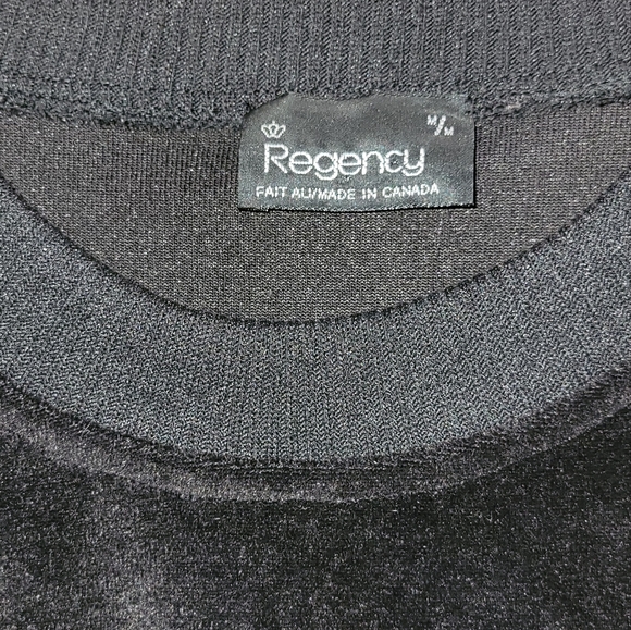 🌼2 for $30🌼 Vintage Regency Sweater Black - Picture 5 of 6